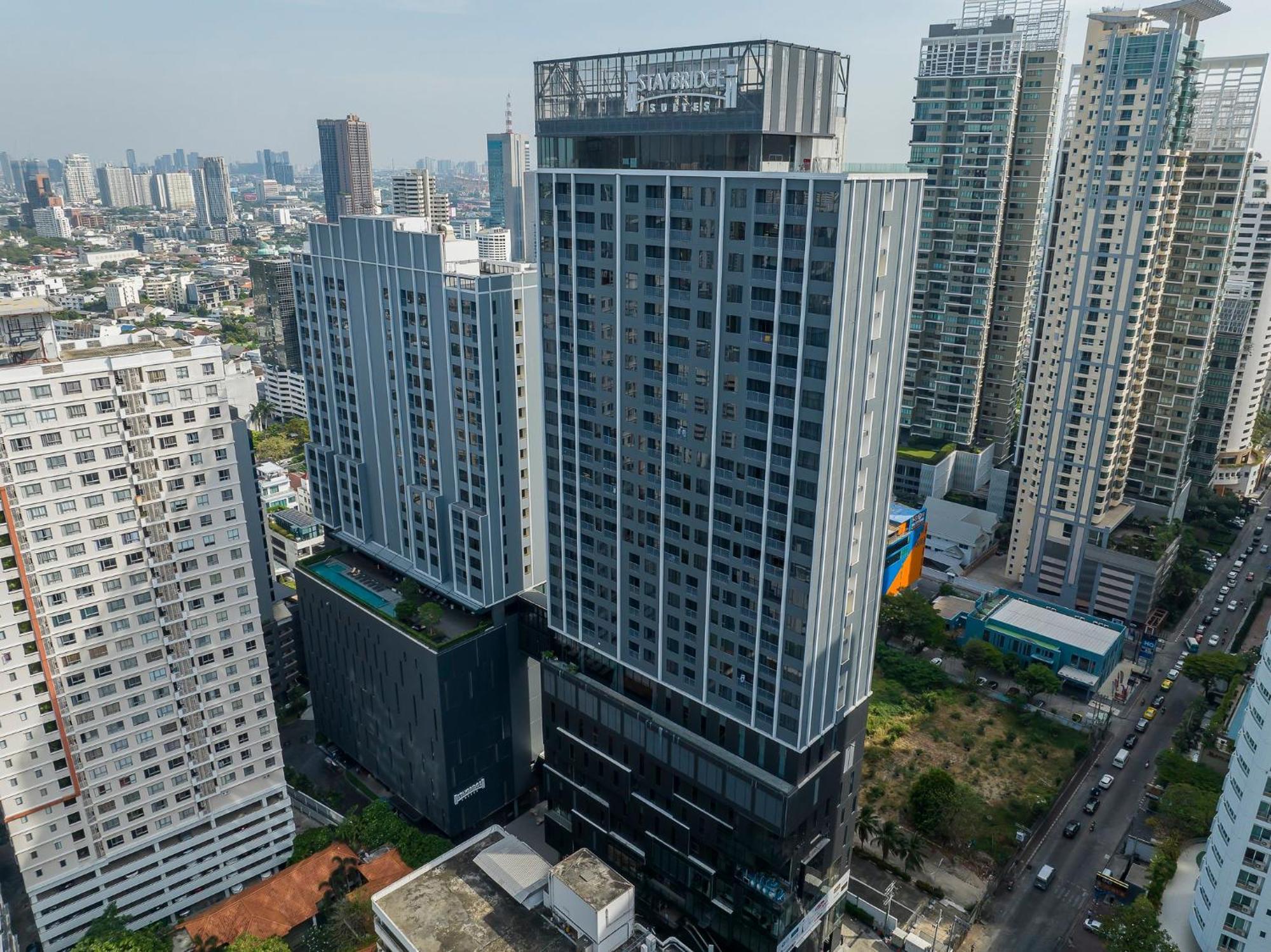 Staybridge Suites Bangkok Sukhumvit, An Ihg Hotel Exterior foto